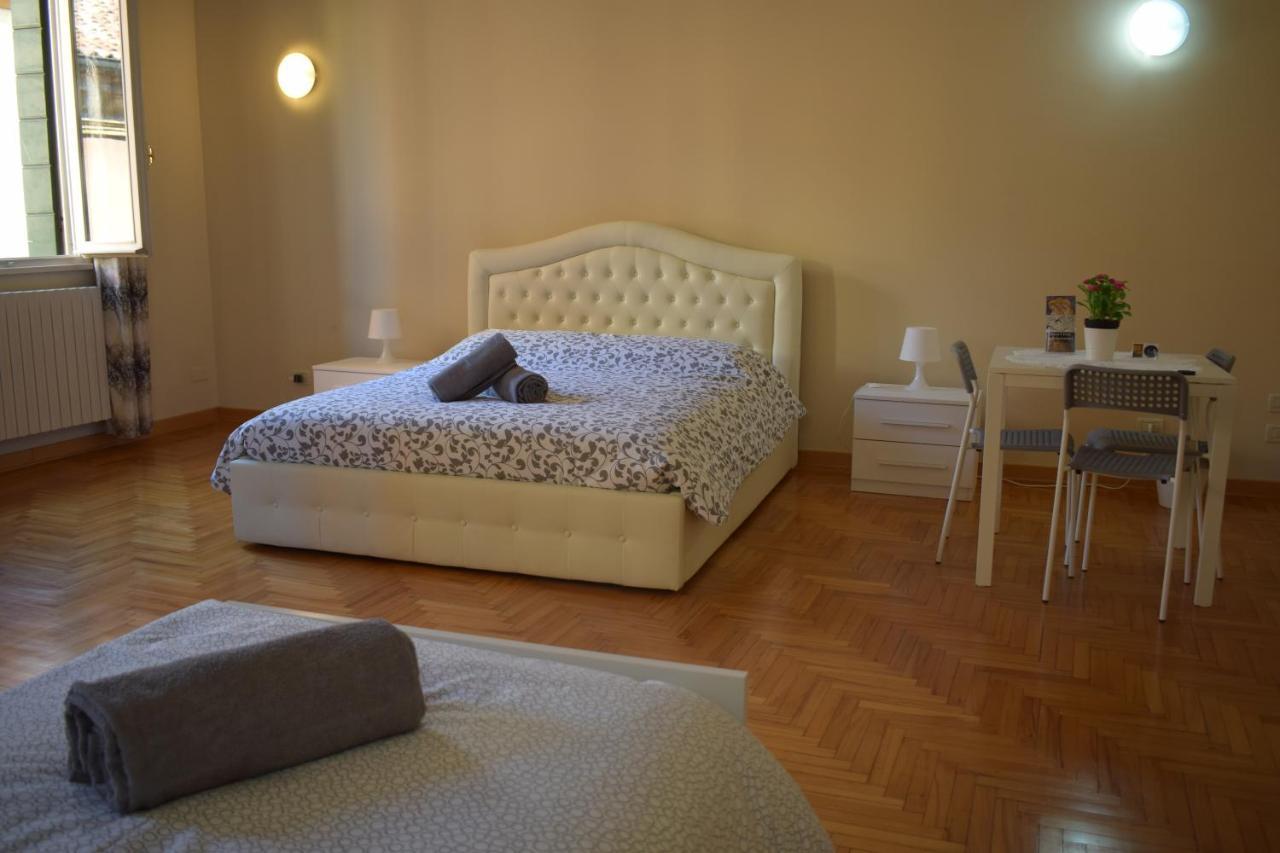 Casa Roma Rooms بادوفا المظهر الخارجي الصورة
